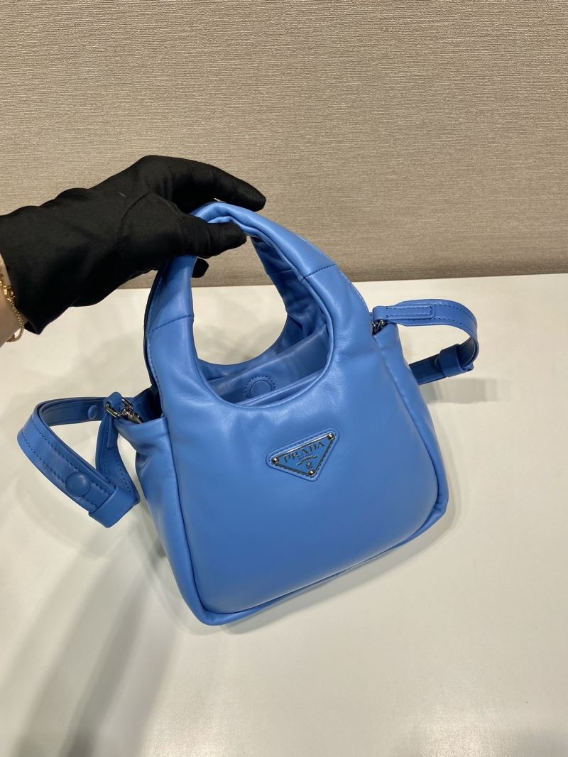 Pra*a tote bags